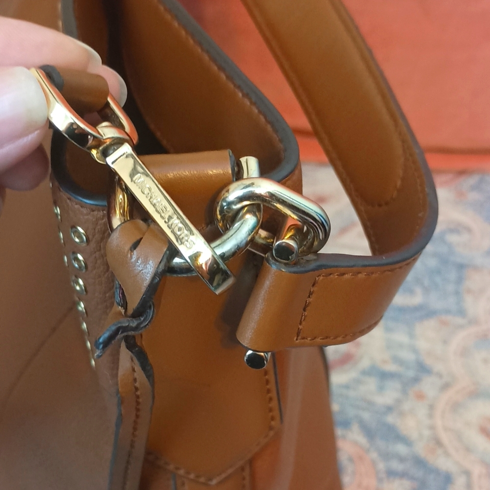 Michael Kors Bag - Picture 11 of 12